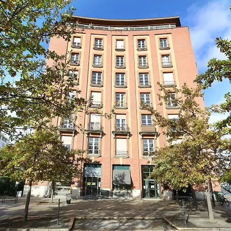 Vue Imprenable Et Charme Historique à Appartamento