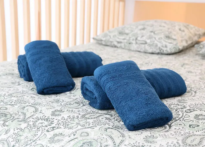 Vue Imprenable Et Charme Historique A *