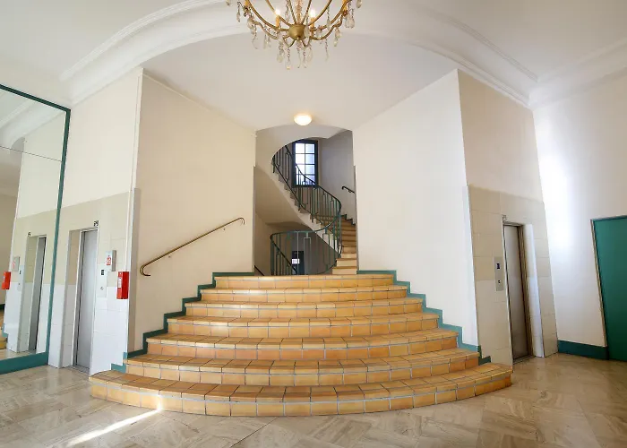 Vue Imprenable Et Charme Historique à *